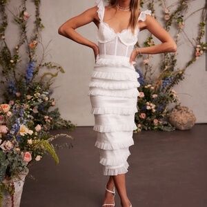 V. Chapman The Fiorenzia Dress in White Size 4 US